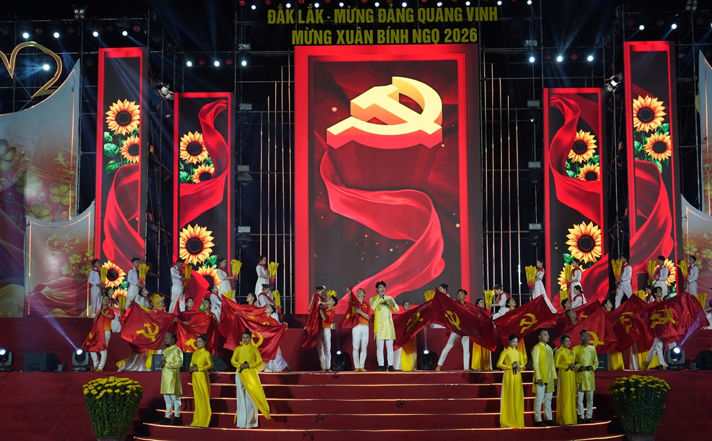 Tiết mục nghệ thuật đặc sắc được biểu diễn tại chương trình nghệ thuật, thu hút sự cổ vũ nồng nhiệt của khán giả.